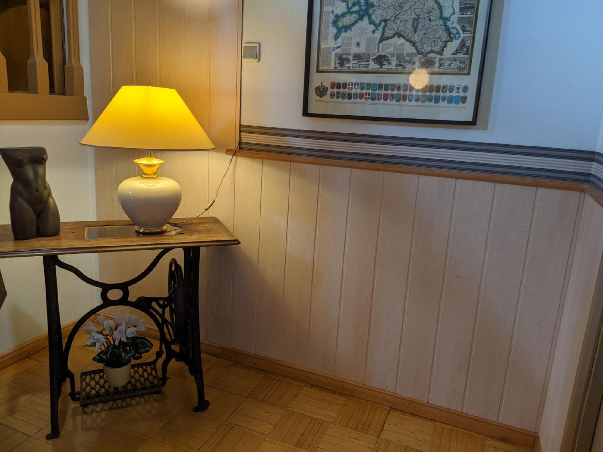Paerna Guesthouse & Apartments Курессааре Экстерьер фото