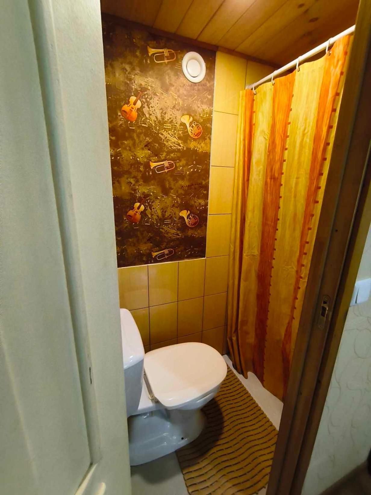 Paerna Guesthouse & Apartments Курессааре Экстерьер фото